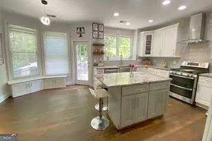 588 Lakeview Terrace SE, Smyrna, GA 30126 - Photo 10
