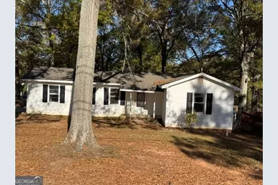 540 Roosevelt Street, Monroe, GA 30656 - Photo 1