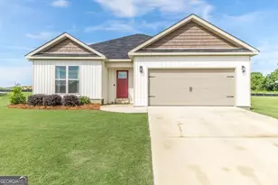 77 Cole Dr, Hawkinsville, GA 31036 - Photo 1