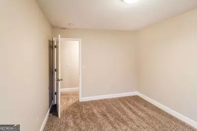 1926 Paynes Point, Winder, GA 30680 - Photo 10