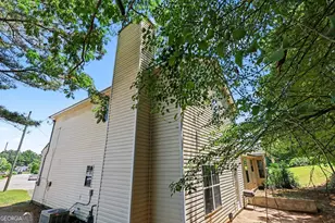 2233 Glen Briar Way, Lithonia, GA 30058 - Photo 12
