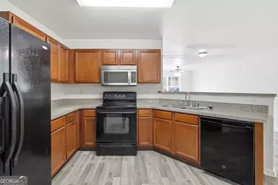 2025 Shawn Wayne Circle SE, Atlanta, GA 30316 - Photo 2