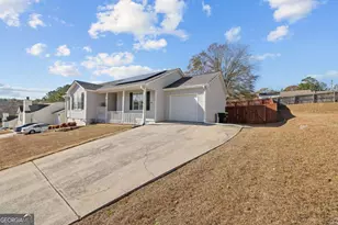 6324 Amberly Rd, Rex, GA 30273 - Photo 4
