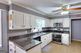 1961 Shoreline Trace, Grayson, GA 30017 - Photo 8