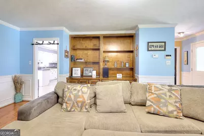1961 Shoreline Trace, Grayson, GA 30017 - Photo 4