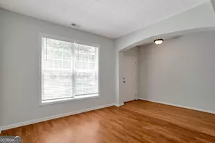 290 Clairidge Dr, Lawrenceville, GA 30046 - Photo 4