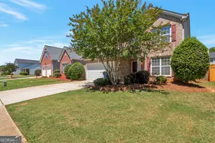 290 Clairidge Dr, Lawrenceville, GA 30046 - Photo 2