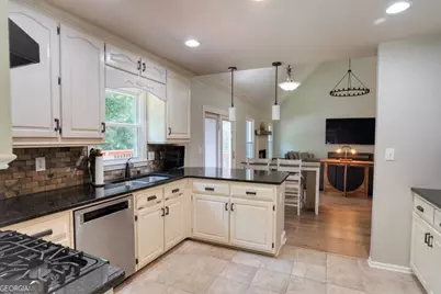 335 Butterfield Lane, Fayetteville, GA 30214 - Photo 10