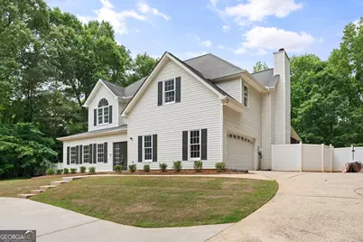 262 Barrington Farms Parkway, Sharpsburg, GA 30277 - Photo 2
