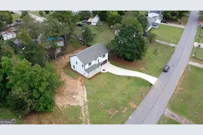 155 Skyland Drive E, Locust Grove, GA 30248 - Photo 10