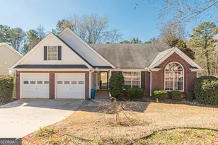 5755 Lakeview Cir, Lithonia, GA 30058 - Photo 4