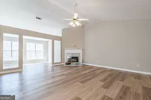 5755 Lakeview Cir, Lithonia, GA 30058 - Photo 16