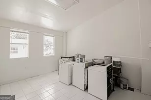 1358 W Poplar St, Griffin, GA 30224 - Photo 26