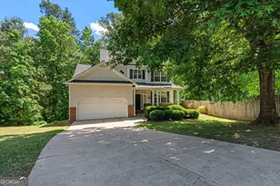 305 Penfield Cir, Sugar Hill, GA 30518 - Photo 2