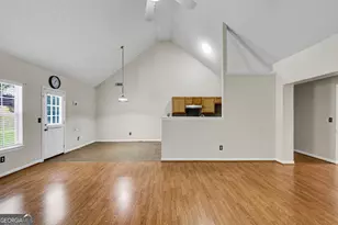 6827 Hill Creek Cove, Lithonia, GA 30058 - Photo 10
