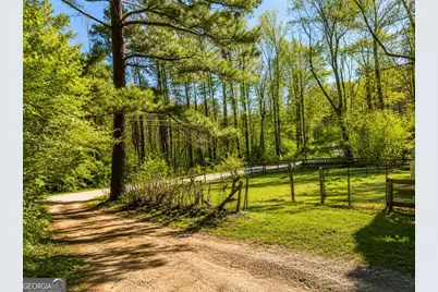 4523 Riverside Drive SW, Lilburn, GA 30047 - Photo 4