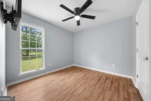 176 Sandalwood Cir, Statesboro, GA 30458 - Photo 16