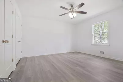 5360 Tall Oak Drive, Marietta, GA 30068 - Photo 10