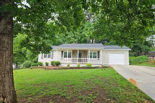2896 Old S Dr, Jonesboro, GA 30236 - Photo 2