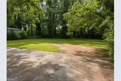 2173 Castlewood Street, East Point, GA 30344 - Photo 12