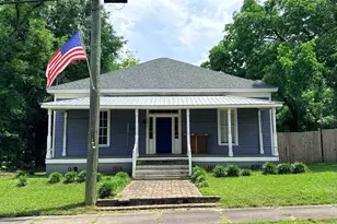 18374 Main St, Woodbury, GA 30293 - Photo 1