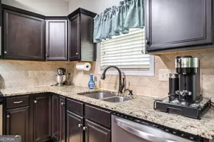 100 Taconic Ct, Bonaire, GA 31005 - Photo 10