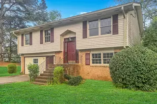 121 Kenwood Dr, Athens, GA 30601 - Photo 2