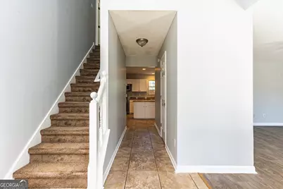2554 Willenhall Way, Lithonia, GA 30058 - Photo 2