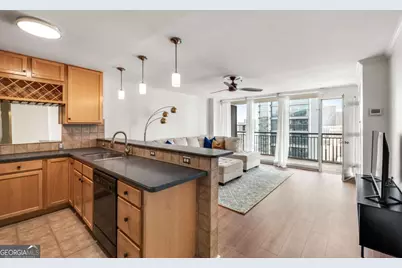 620 Peachtree Street NE #2011, Atlanta, GA 30308 - Photo 4