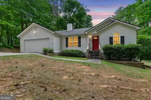 115 S Robin Ln, Newnan, GA 30263 - Photo 2
