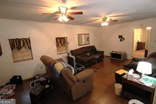10 W Inman St, Statesboro, GA 30458 - Photo 20