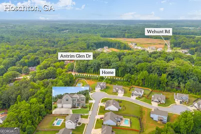 305 Parkers Place, Hoschton, GA 30548 - Photo 4