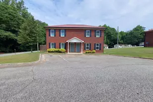 160 2nd St, Winder, GA 30680 - Photo 2