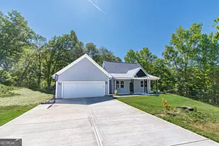 567 M L King Jr Dr, Jefferson, GA 30549 - Photo 2