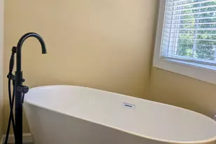 110 Lyndhurst Way, Sharpsburg, GA 30277 - Photo 22