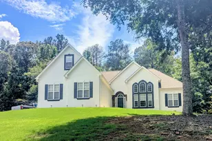 110 Lyndhurst Way, Sharpsburg, GA 30277 - Photo 1