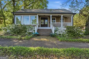 121 E Baldwin St, Milledgeville, GA 31061 - Photo 2