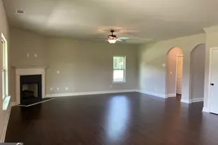 1177 Kingston Hill Dr, Loganville, GA 30052 - Photo 4