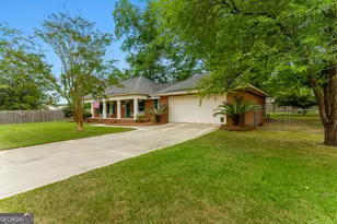 104 Highland Rd, Statesboro, GA 30458 - Photo 2