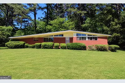 132 Robin Hood Road NE, Rome, GA 30161 - Photo 1