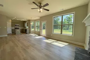 176 Country World Dr, Macon, GA 31211 - Photo 4