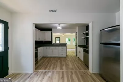 2266 Old Spring Road SE, Smyrna, GA 30080 - Photo 18