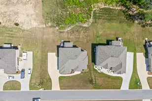 2944 Waterford Dr SW, Conyers, GA 30094 - Photo 10