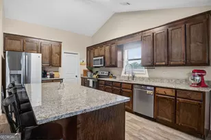 304 Highlands Dr, Winterville, GA 30683 - Photo 14