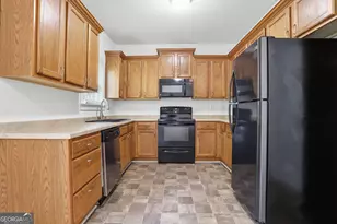 117 E Woodland Manor, Temple, GA 30179 - Photo 2