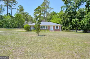 326 Sunrise Dr, Lincolnton, GA 30817 - Photo 2