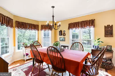 2093 Halfmoon Bluff NW, Kennesaw, GA 30152 - Photo 8