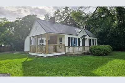 228 Gordon Avenue, Thomasville, GA 31792 - Photo 2
