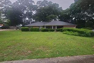 205 Forest Mill Dr, Warner Robins, GA 31088 - Photo 1