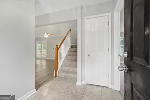 1229 To Lani Farm Rd, Stone Mountain, GA 30083 - Photo 4